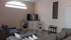 {"esp":"Sala de TV","ing":""}