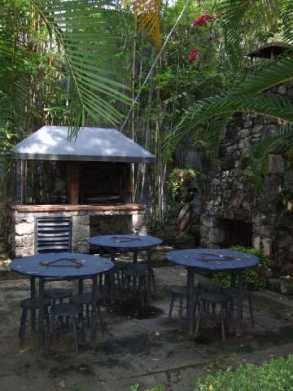 {"esp":"barbacue"}