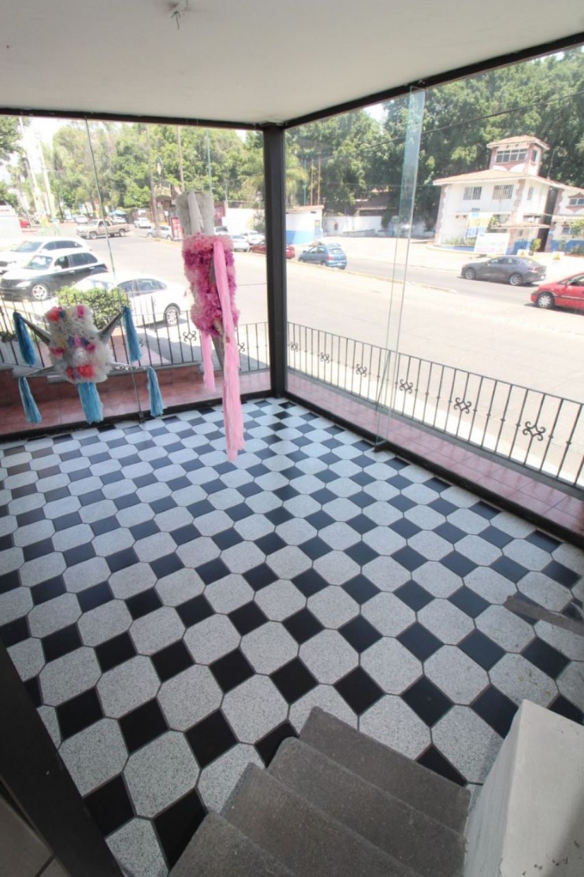 Locales comerciales en Lomas de la Selva