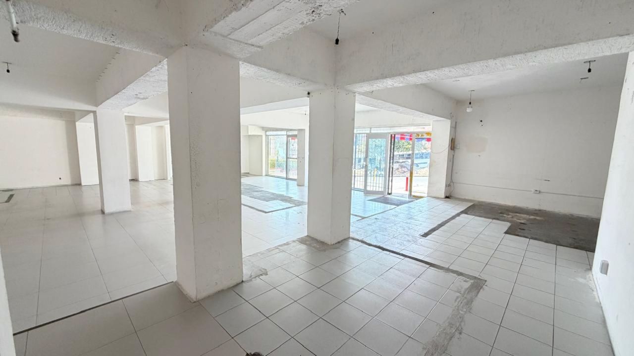 Locales comerciales en Lomas de la Selva