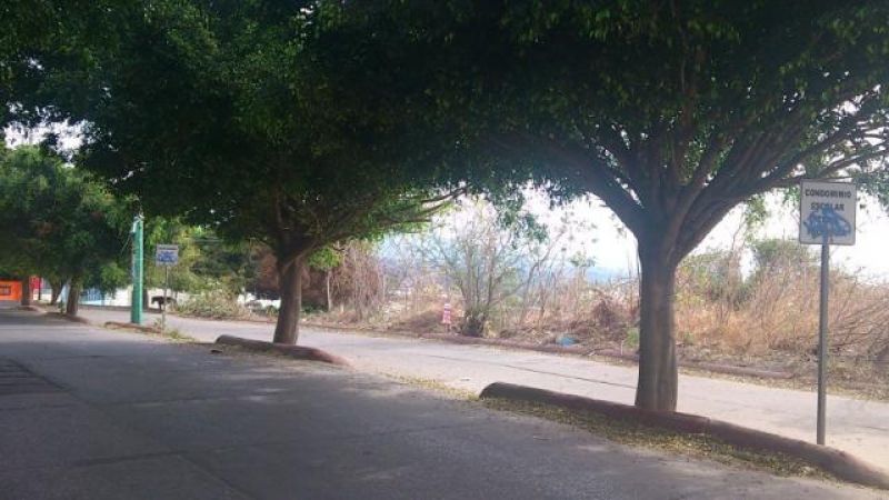 Terrenos Comerciales en Lomas de Ahuatlan
