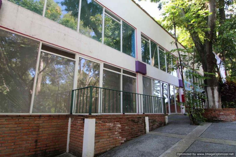 Locales comerciales en Lomas de la Selva