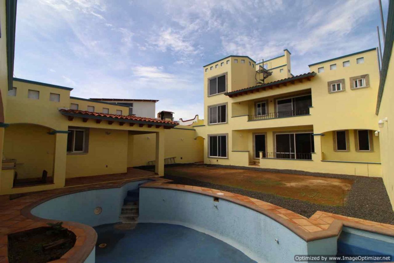 Casas en Lomas Tzompantle