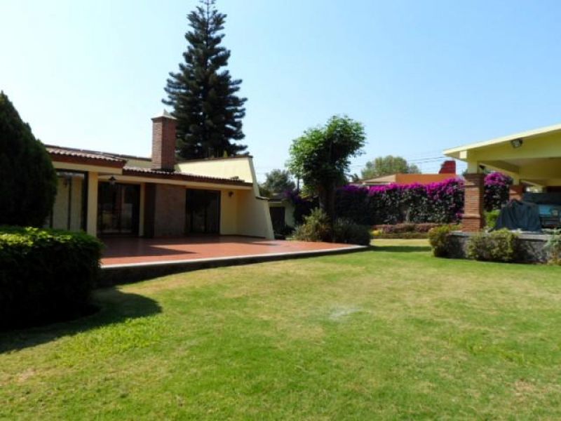 Casas en Santa María Ahuacatitlan