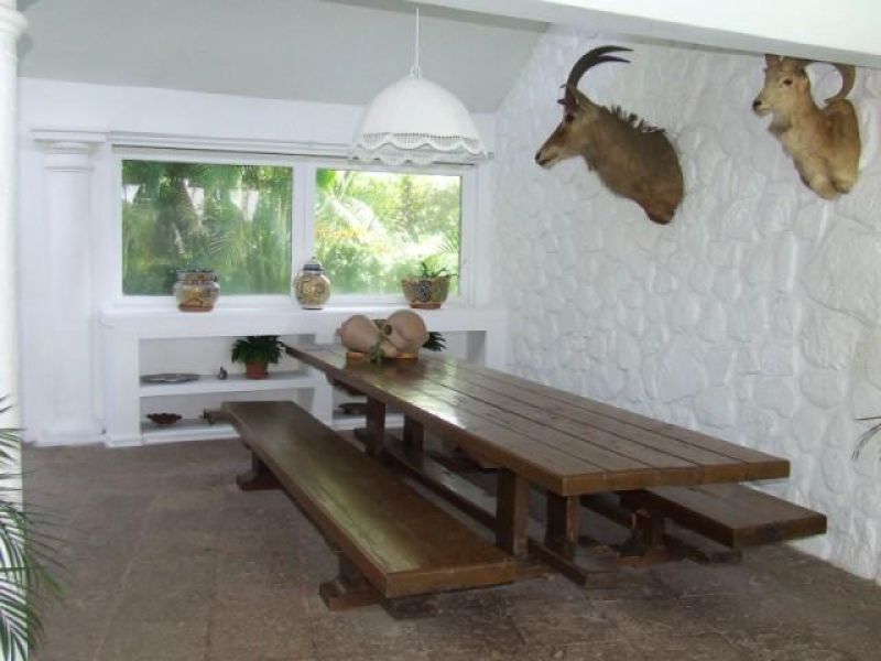 {"esp":"comedor exterior"}