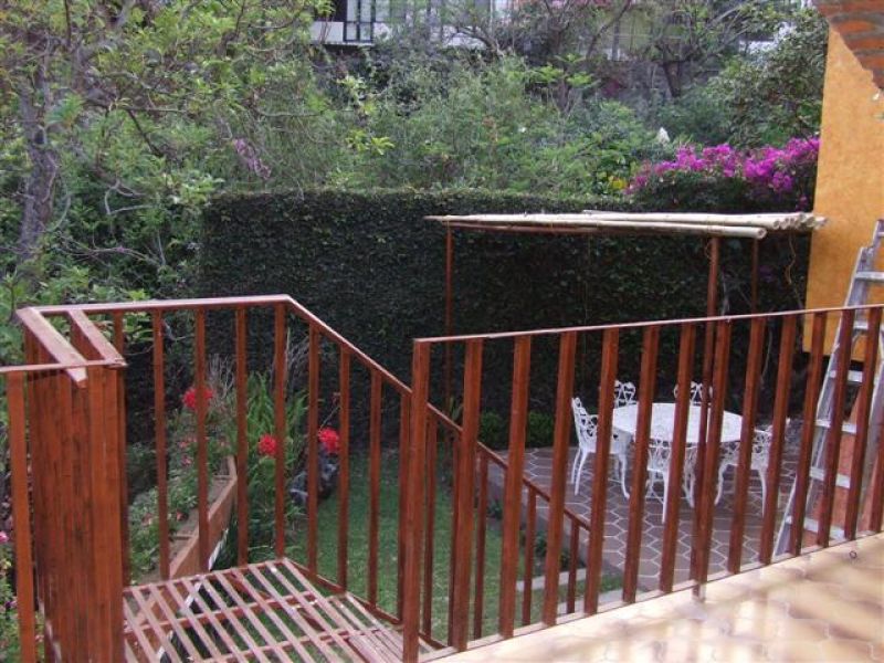 {"esp":"terraza en sala"}