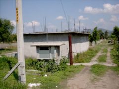 {"esp":"camino de servidumbre"}